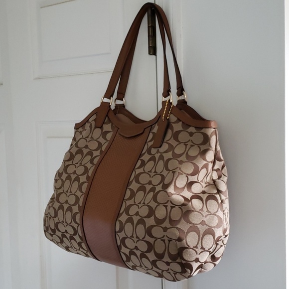 Coach handbag - Picture 2 of 8